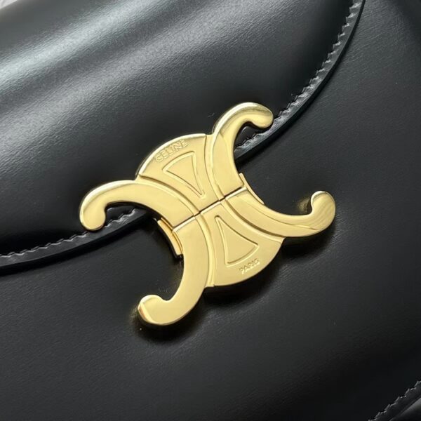 1:1 Replica Celine Teen Besace Triomphe Black For Women 4in/10cm 110413BF4.38NO