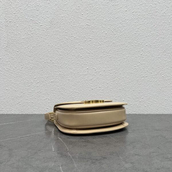 1:1 Replica Celine Teen Besace Triomphe Safari For Women 4in/10cm 110413BF4.03SA