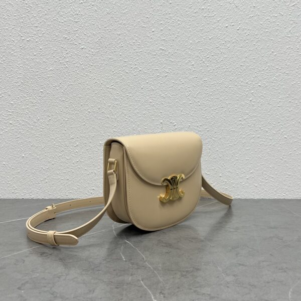 1:1 Replica Celine Teen Besace Triomphe Safari For Women 4in/10cm 110413BF4.03SA