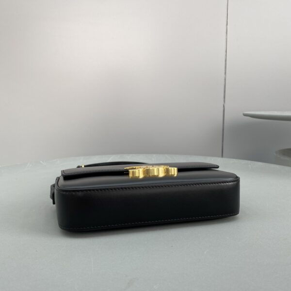1:1 Replica Celine Triomphe Shoulder Bag Black For Women 8in/20cm 194143BF4.38NO