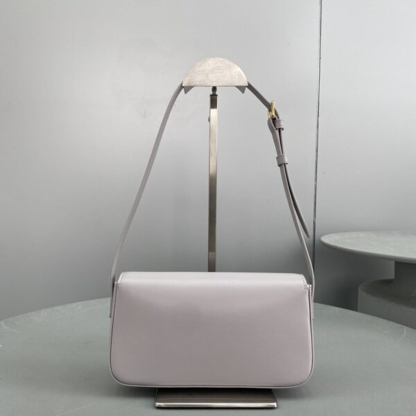 1:1 Replica Celine Triomphe Shoulder Bag Peony For Women 8in/20cm 194143BF4.24NY