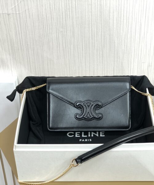 1:1 Replica Celine Wallet On Chain Triomphe Black For Women 7in/19cm  10J733DPV.38NO