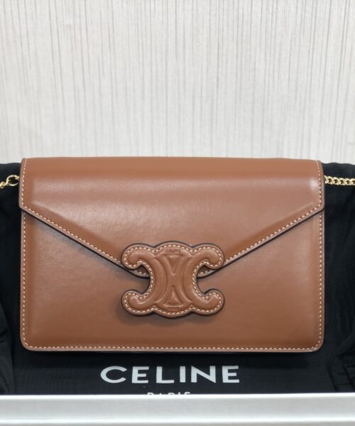 1:1 Replica Celine Wallet On Chain Triomphe Tan For Women 7in/19cm 10J733DPV.04LU