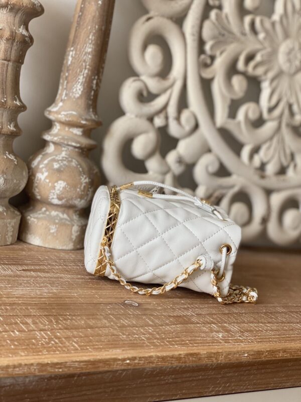 [REP 1:1] Chain Bucket Black/White For Women 5.5 in / 14 cm