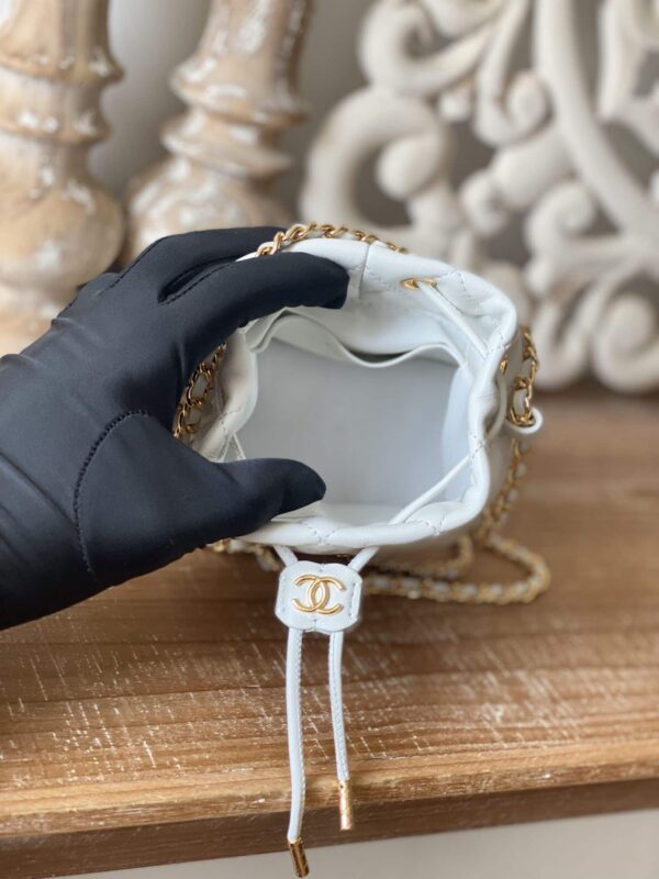 [REP 1:1] Chain Bucket Black/White For Women 5.5 in / 14 cm