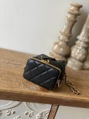 [REP 1:1] Chain Bucket Black/White For Women 5.5 in / 14 cm