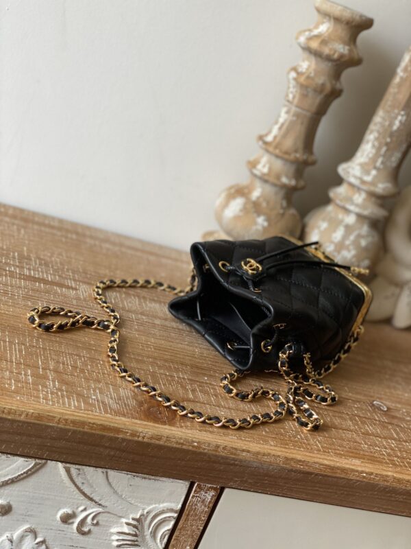 [REP 1:1] Chain Bucket Black/White For Women 5.5 in / 14 cm