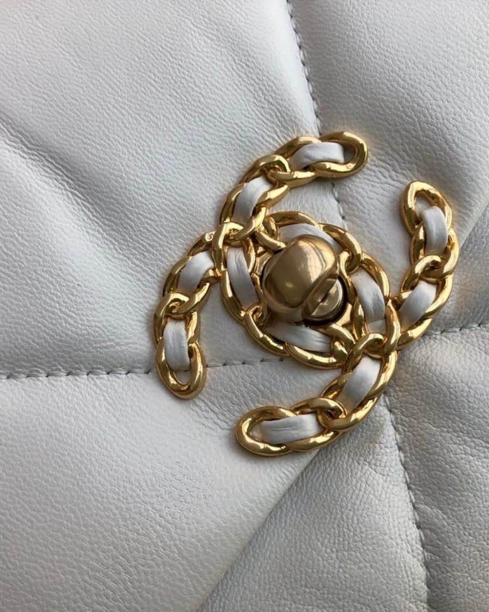 [REP 1:1] Chanel 19 HandBag White For Women 10.1in/26cm AS1160