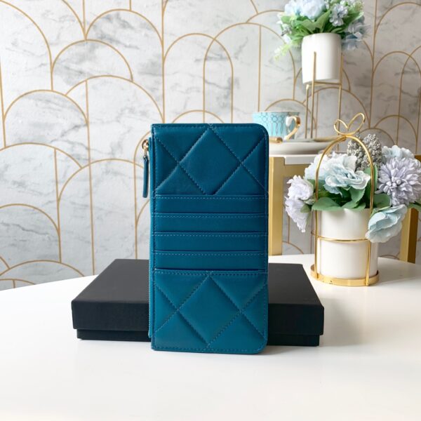 Chanel 19 Matelasse Phone and Card Case Blue Bag For Women 19cm/7.5in