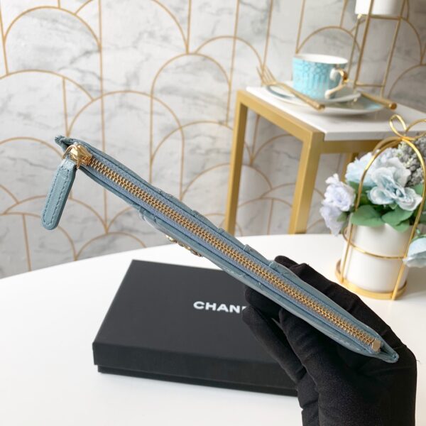 Chanel 19 Matelasse Phone and Card Case Light Blue Bag For Women 19cm/7.5in