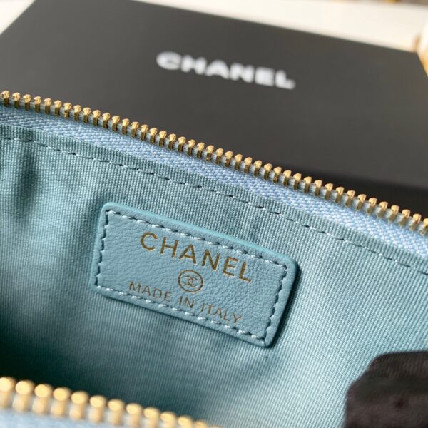 Chanel 19 Matelasse Phone and Card Case Light Blue Bag For Women 19cm/7.5in