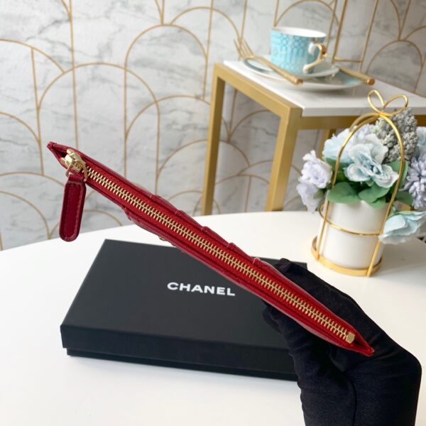 Chanel 19 Matelasse Phone and Card Case Red Bag For Women 19cm/7.5in
