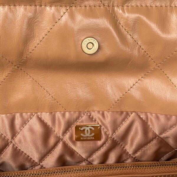 [REP 1:1] Chanel 22 Handbag Gold Hardware Shiny Camel For Women, Women's Handbags, Shoulder Bags 16.5in/38cm AS3261 B08037 NB356