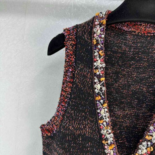 Chanel Armpit Neck Vest Black For Women