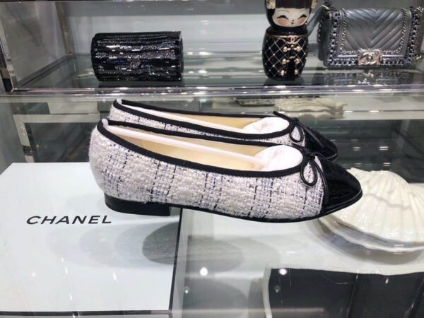 Chanel Ballerina Flats Tweed & Grosgrain Calfskin Leather Fall/Winter Collection Grey/Black