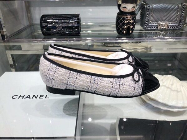 Chanel Ballerina Flats Tweed & Grosgrain Calfskin Leather Fall/Winter Collection Grey/Black