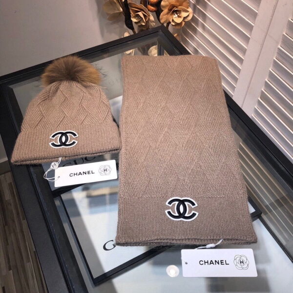 Chanel Beanie & Scarf Set In Brown