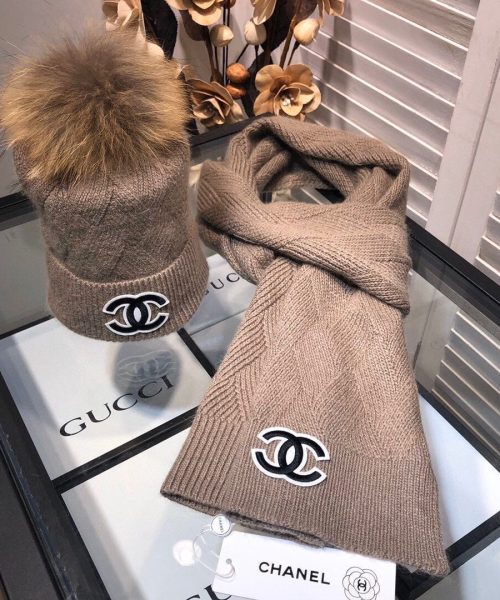 Chanel Beanie & Scarf Set In Brown 