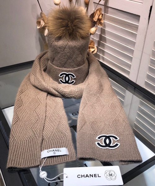 Chanel Beanie & Scarf Set In Brown 