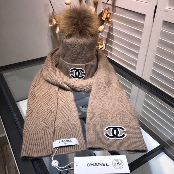 Chanel Beanie & Scarf Set In Brown