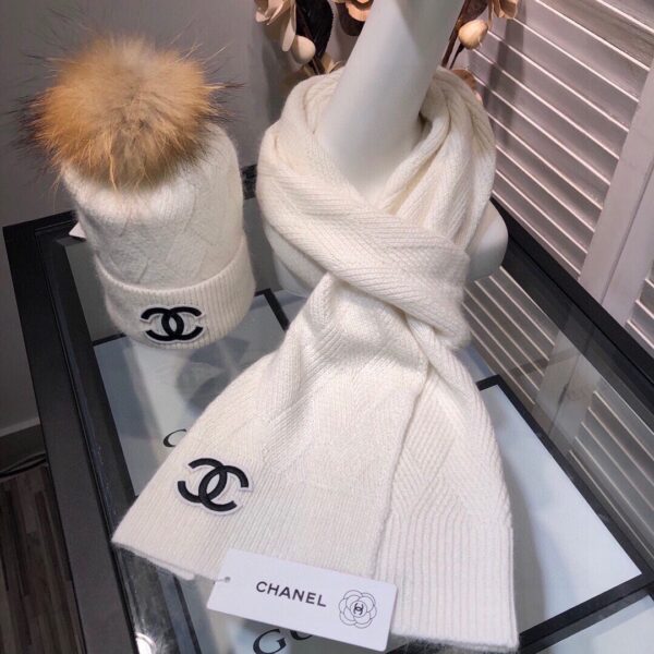 Chanel Beanie & Scarf Set In White 