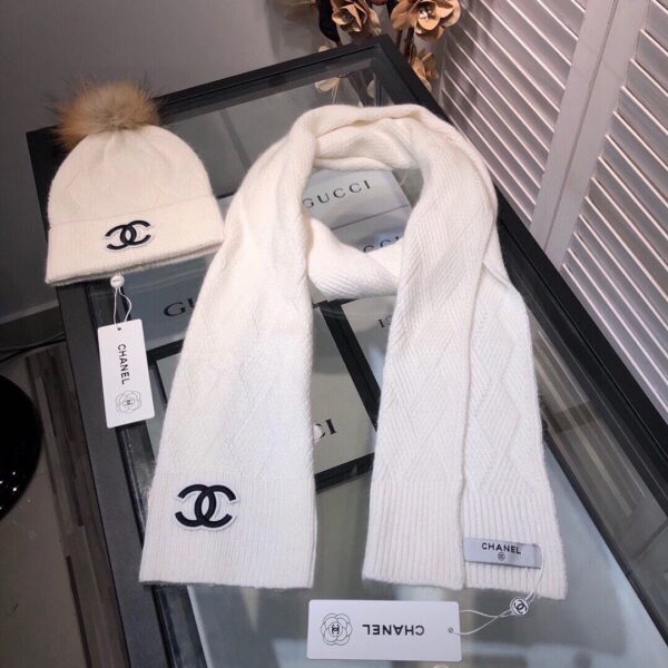 Chanel Beanie & Scarf Set In White 