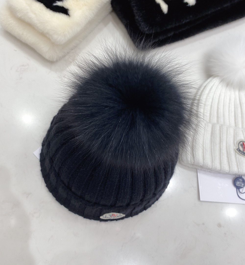 Chanel Beanie Black