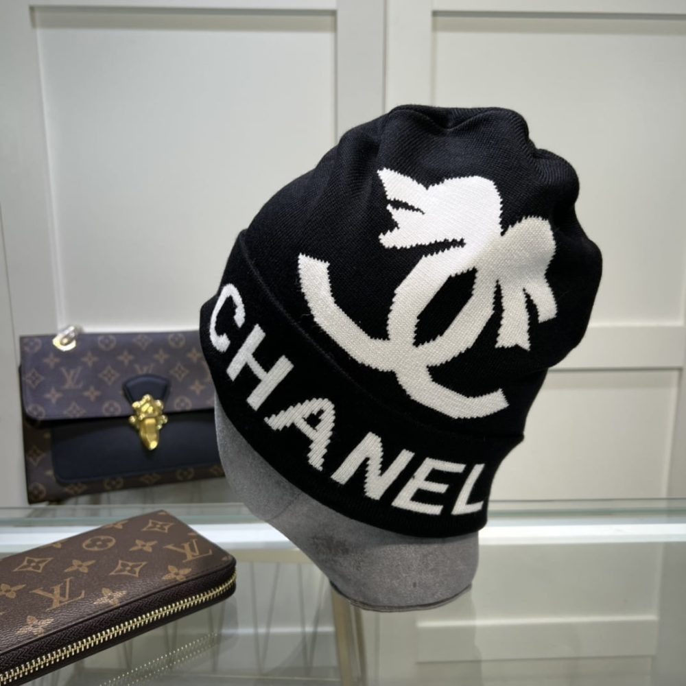Chanel Beanie In Black - Image 2