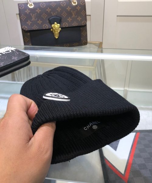 Chanel Beanie In Black