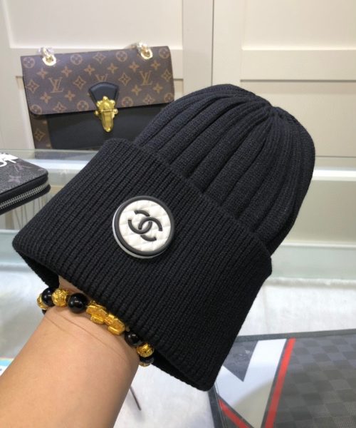Chanel Beanie In Black