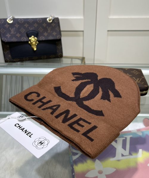Chanel Beanie In Brown