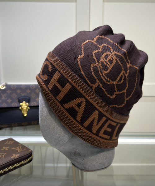 Chanel Beanie In Brown