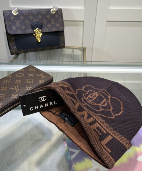 Chanel Beanie In Brown