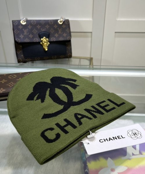 Chanel Beanie In Green
