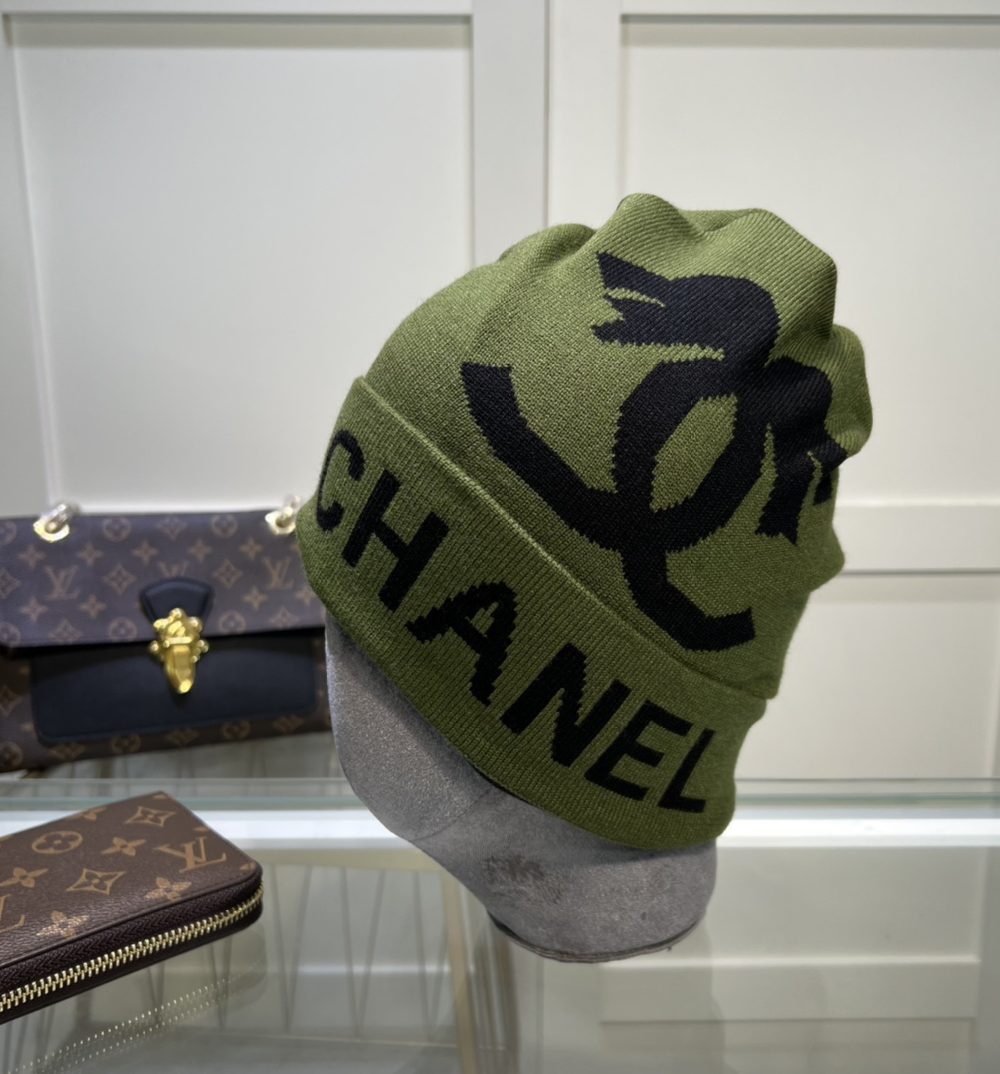 Chanel Beanie In Green