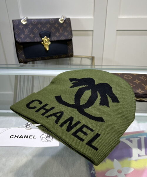 Chanel Beanie In Green