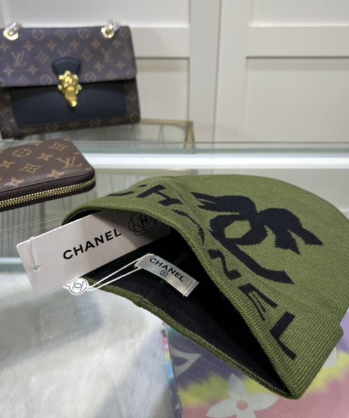 Chanel Beanie In Green