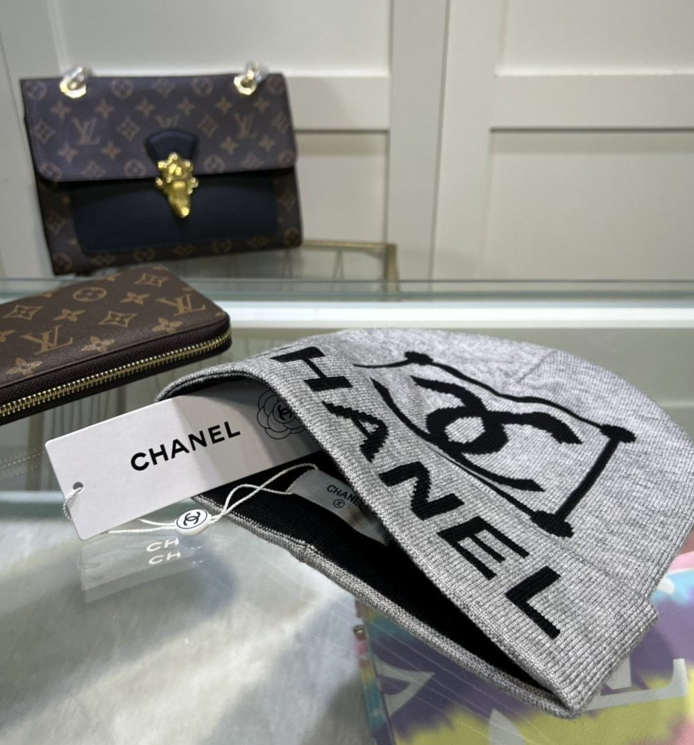 Chanel Beanie In Grey