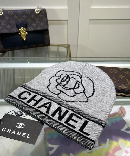 Chanel Beanie In Grey