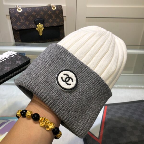 Chanel Beanie In Grey & White