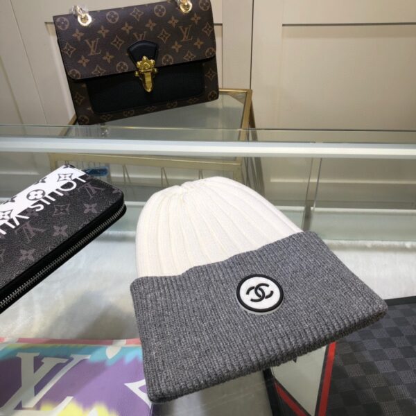 Chanel Beanie In Grey & White