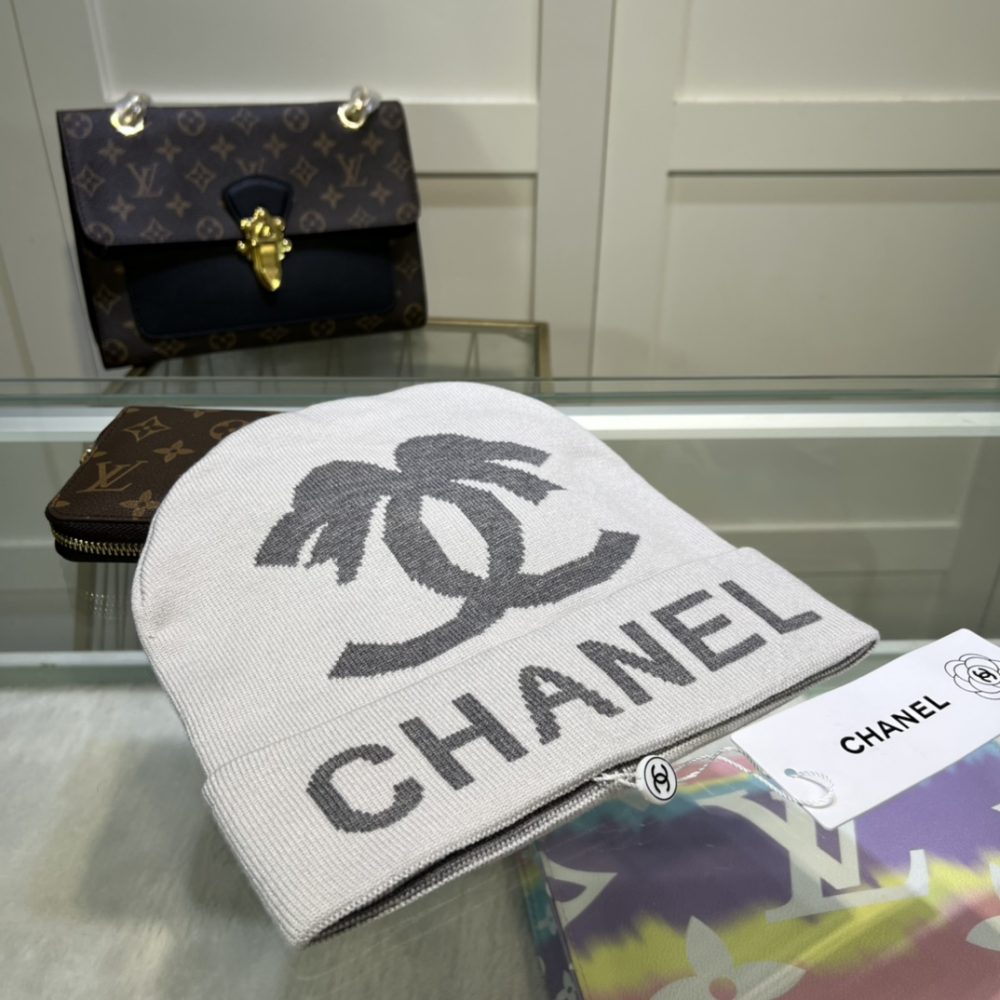 Chanel Beanie In Grey - Image 2