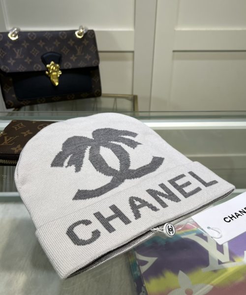 Chanel Beanie In Grey