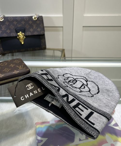 Chanel Beanie In Grey