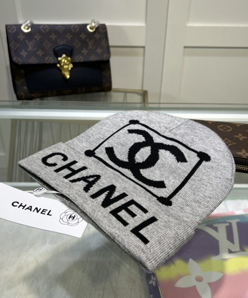 Chanel Beanie In Grey