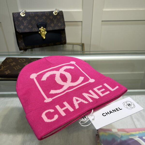 Chanel Beanie In Pink