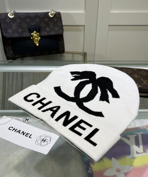 Chanel Beanie In White