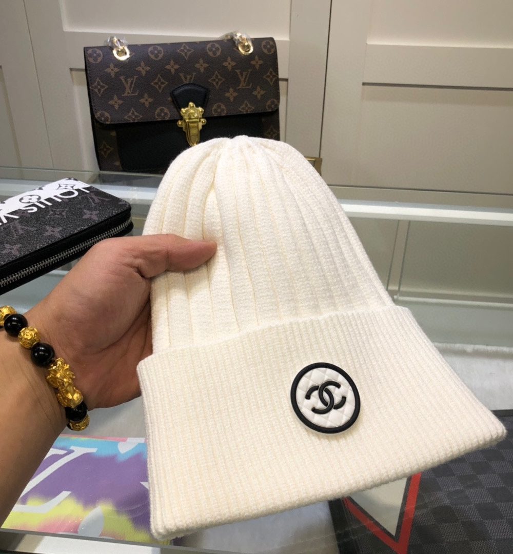 Chanel Beanie In White