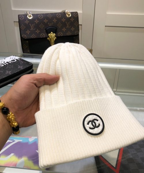 Chanel Beanie In White