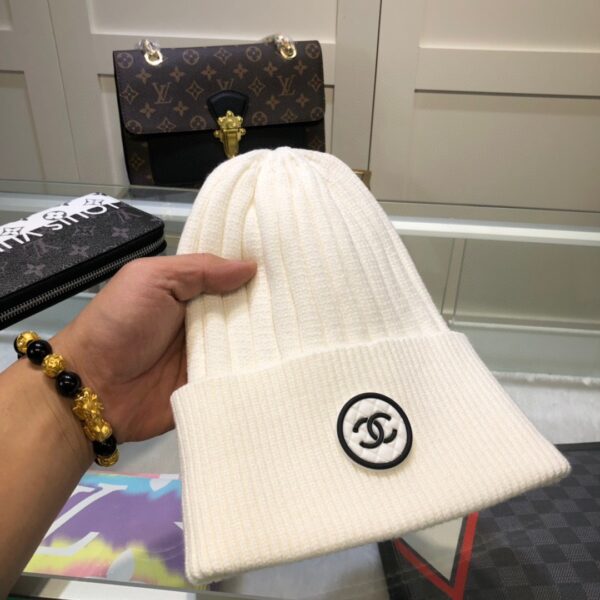 Chanel Beanie In White